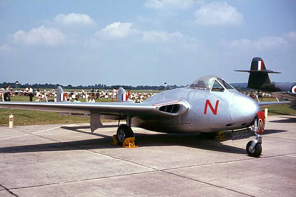 DH Vampire F3